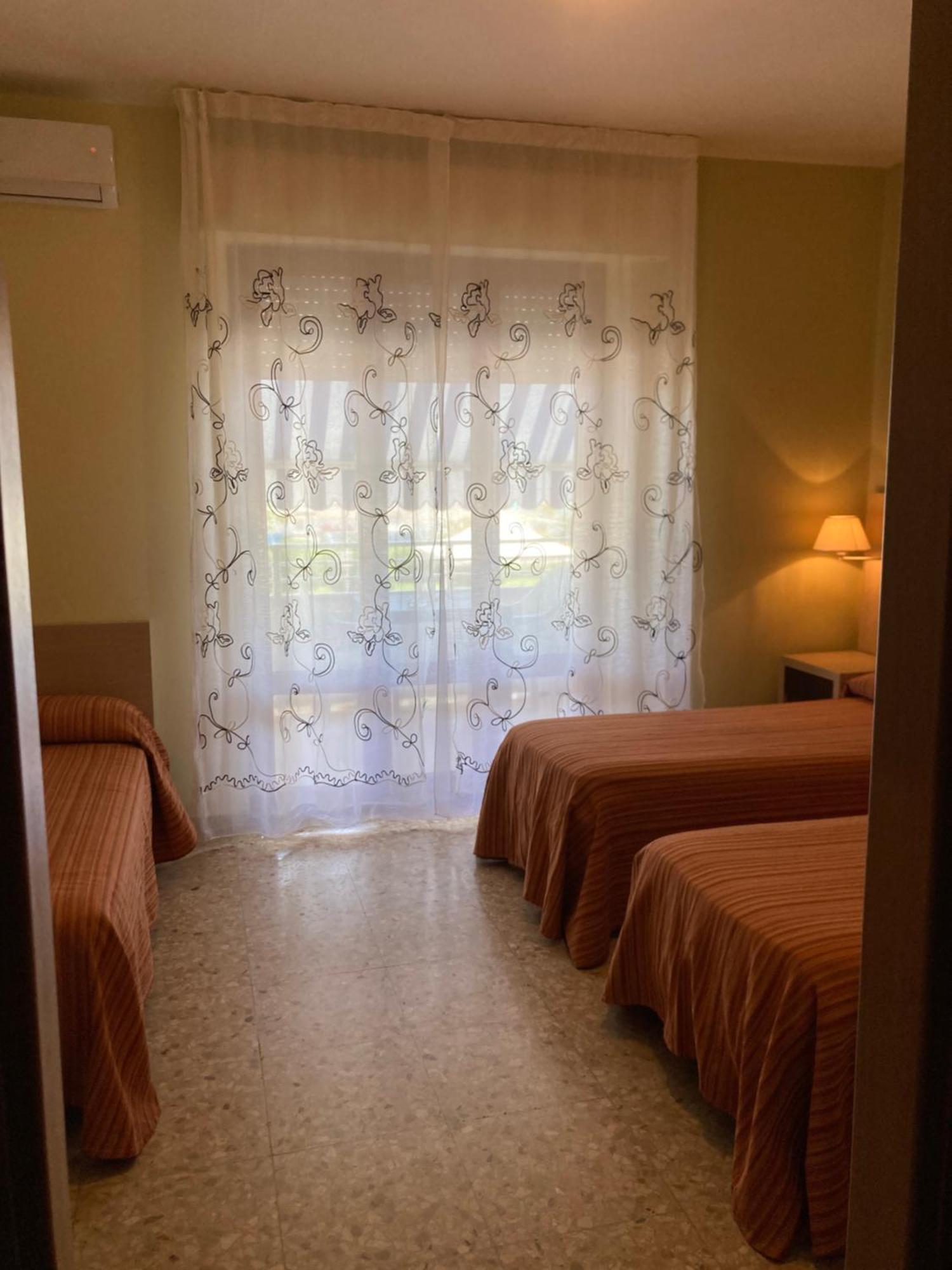 Hotel Promenade Porto SantʼElpidio Extérieur photo